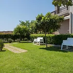 Tholos Apartman Hriszí Aktí Haniá