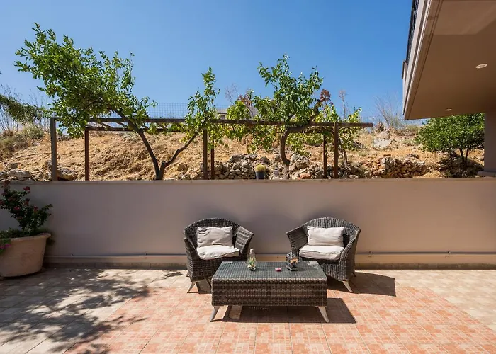 Tholos * Chania (Crete)