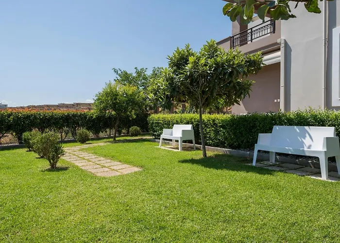 Tholos Apartment Chania (Crete)