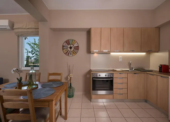 شقة Tholos خانيا